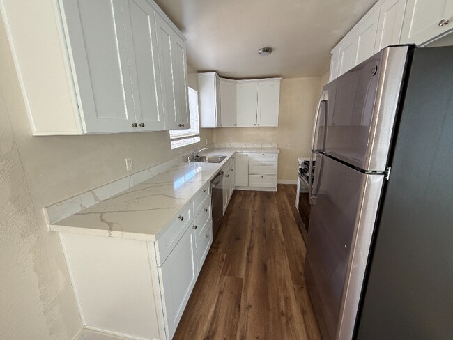 Foto del edificio - 1327 Ashby Ave