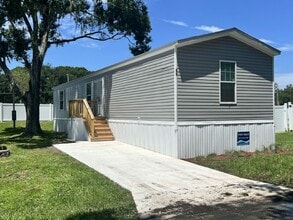 Building Photo - 41 Tower Manor Dr