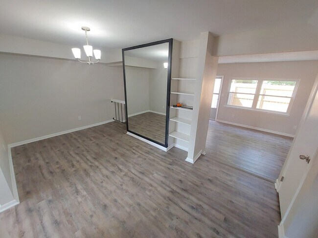 Foto del edificio - 804 Biltmore Dr