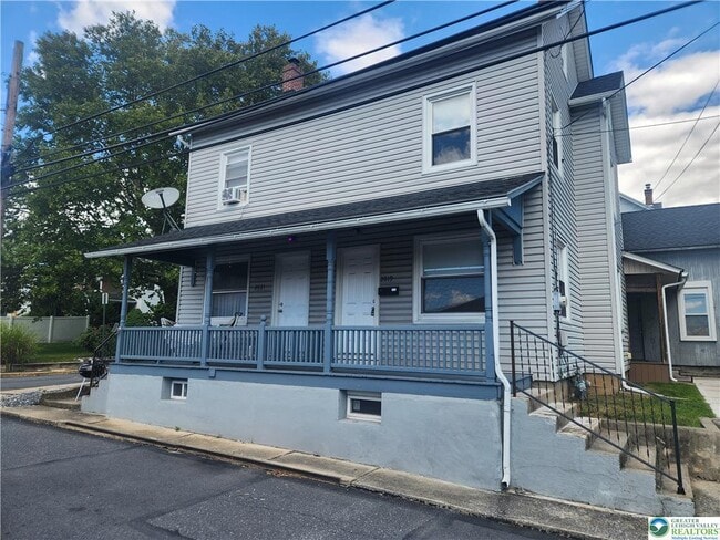 Building Photo - 2019 Line Alley