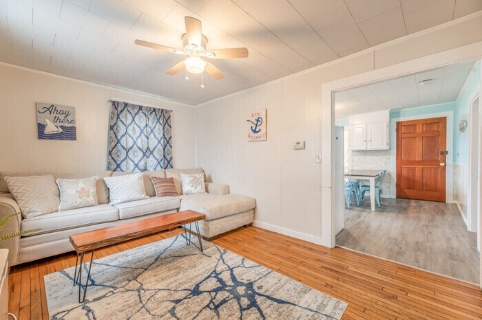 Primary Photo - Spacious Old Orchard Beach Retreat - Sleep...