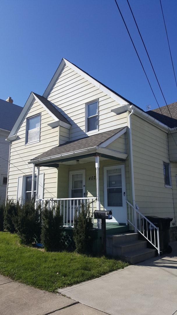 Building Photo - 4026 Clybourne Ave