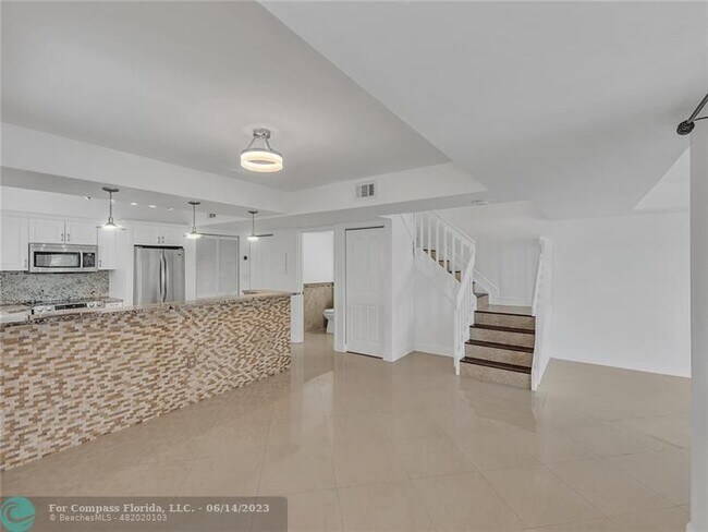 Foto del edificio - 3287 NW 44th St