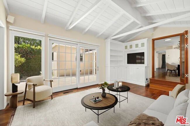 Foto del edificio - 10274 Kincardine Ave