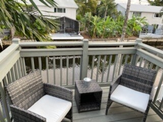 Building Photo - 578 NE 20th St