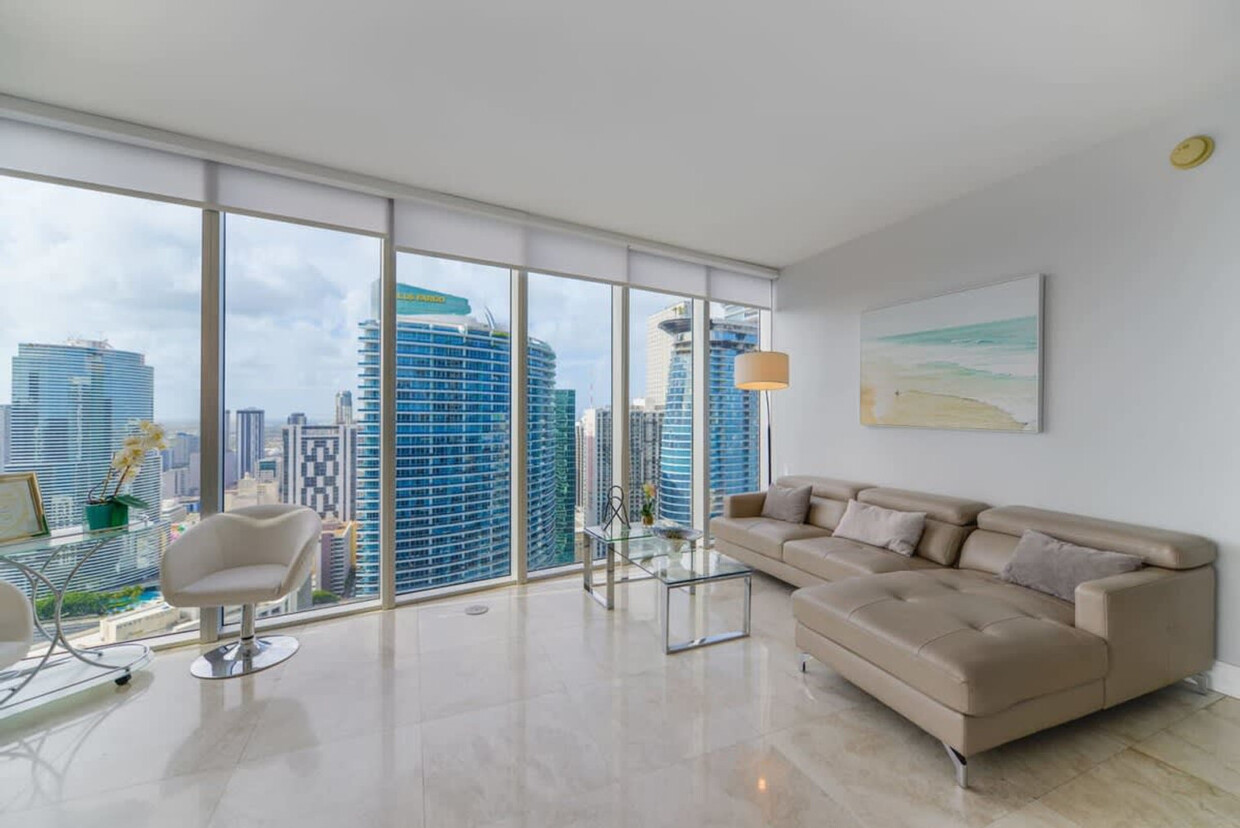 Foto principal - 485 Brickell Ave