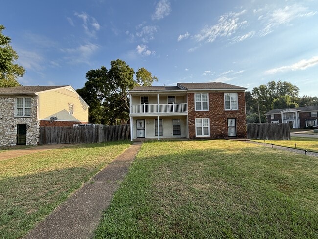 Foto del edificio - 5312 Stage Rd