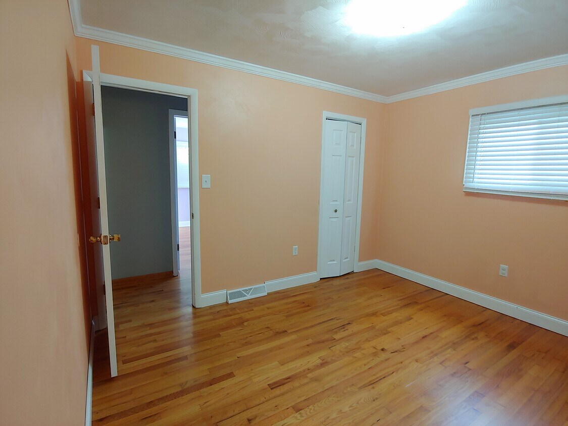 2120 Glendale ave, Erie, PA 16510 House Rental in Erie, PA