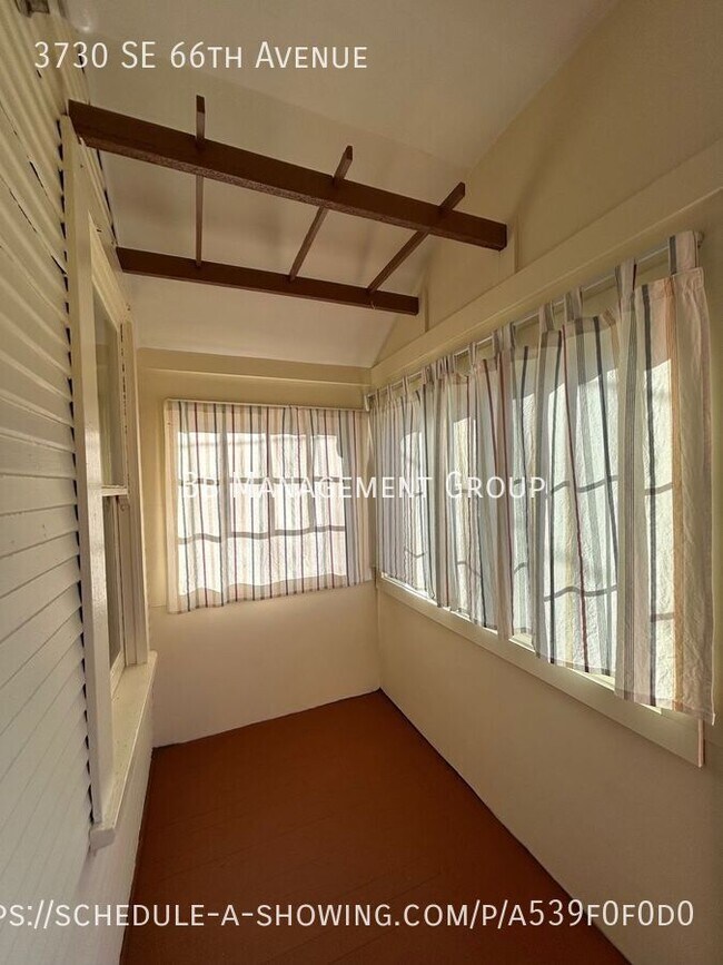 Foto del edificio - 3730 SE 66th Ave