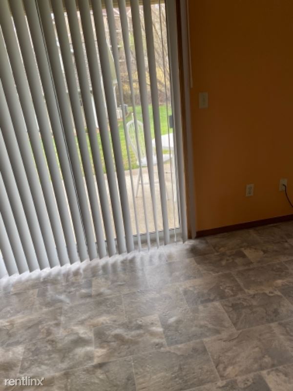 Building Photo - 1 Memory Ln