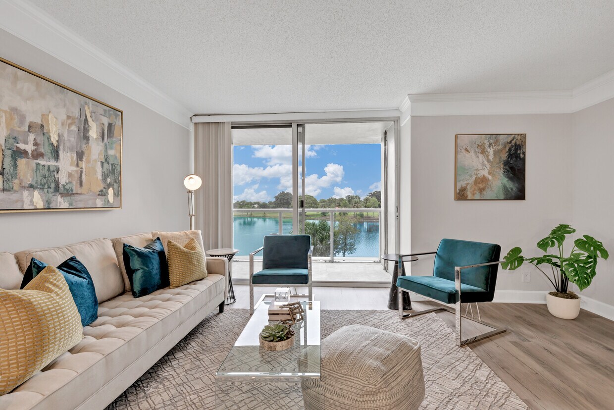 Nottingham Pine Luxury Apartments Apartments in Plantation, FL