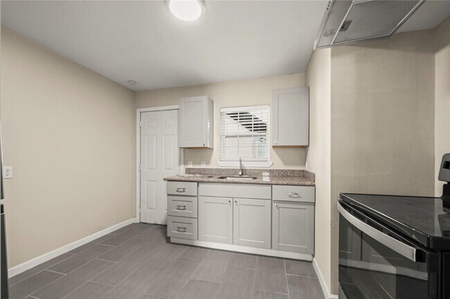 Foto del edificio - 2803 Cleburne St