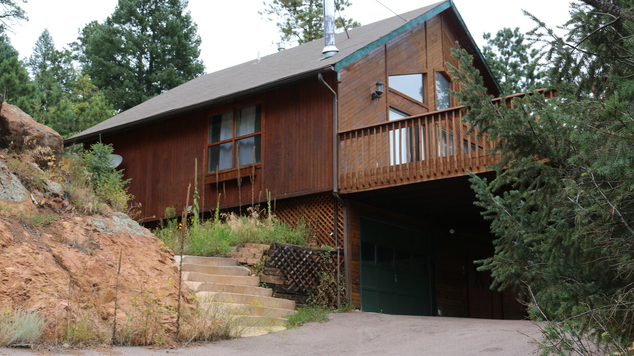 Primary Photo - Mountain Living Home For Rent in Cascade, CO