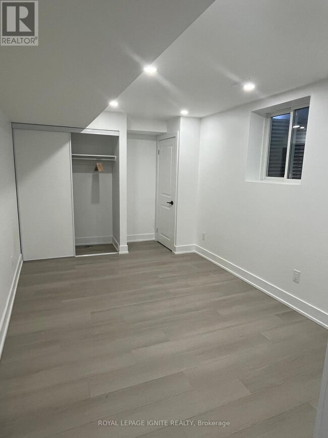 Building Photo - 55 Glenthorne Dr