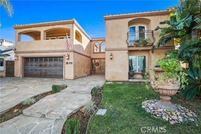 Primary Photo - 511 Cliff Dr