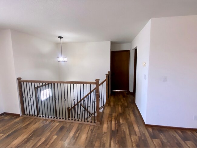 Building Photo - 4015 Oiler Ln