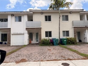 Building Photo - 14049 SW 126th Path