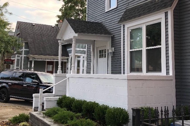 Front Entrance. View from Ashley St. - 314 S Ashley St