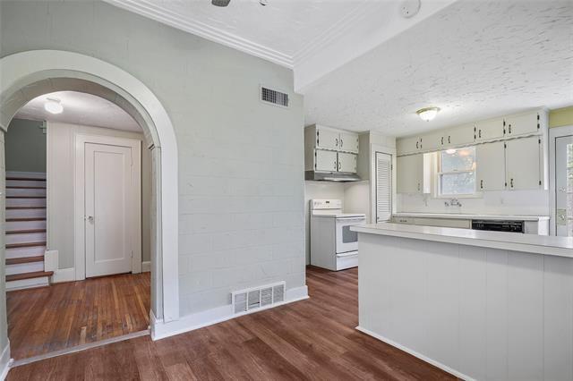 Foto del edificio - 2625 S University Dr