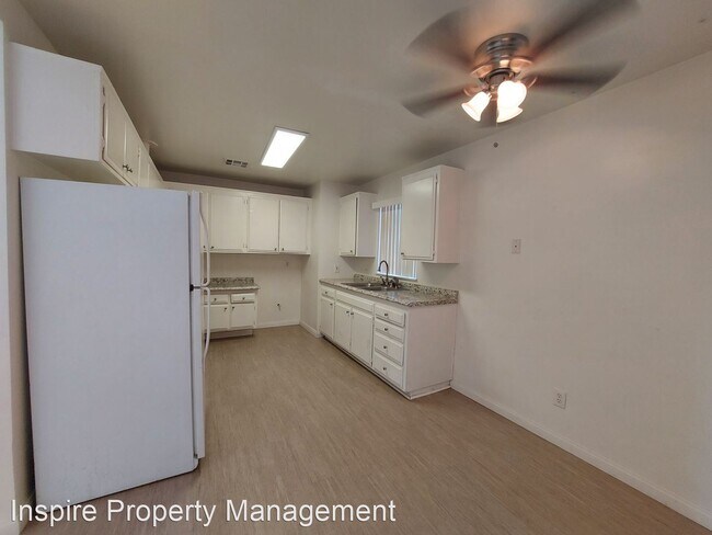 Foto del edificio - 3 br, 1 bath House - 6413 Fortuna Avenue