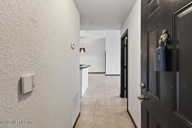 Foto del edificio - 425 Timberwalk Ct