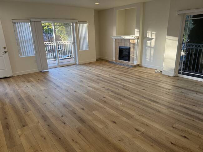 Building Photo - 4077 Inglewood Blvd