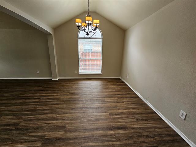 Building Photo - 2121 Newport Dr