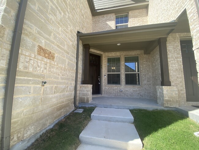 Front Entrance - 5509 Crosby Dr