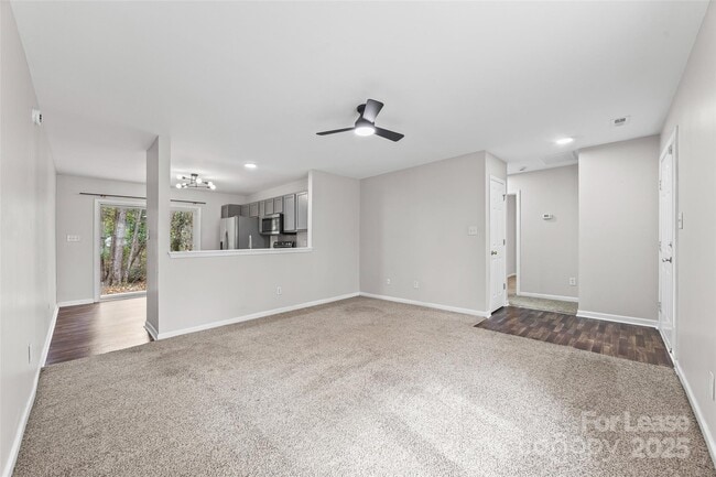 Building Photo - 12216 Lullingstone Rd