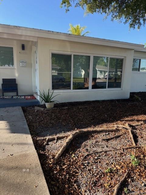 Foto del edificio - 9385 Jamaica Dr