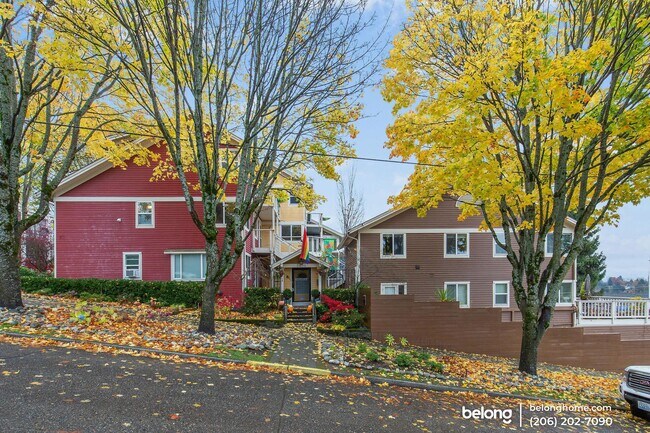 Foto del edificio - 2400 E Howell St