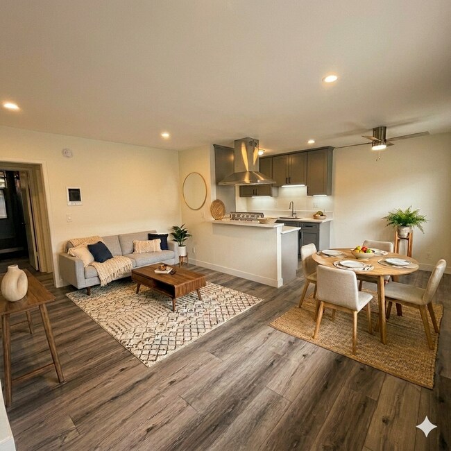 Foto del edificio - Fully Renovated 1BR in Van Nuys – Modern Kitchen + Parking