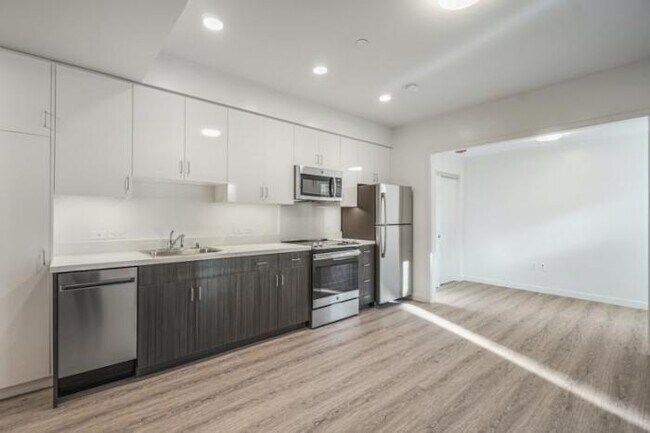 Building Photo - 0 bedroom in Berkeley CA 94704