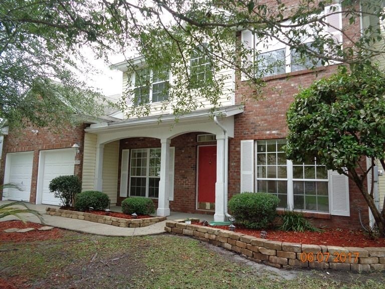 Primary Photo - Spacious 5 bedroom/ 3 bath