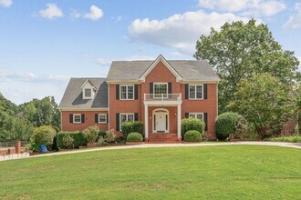 Building Photo - 4101 Lakeland Hills Dr