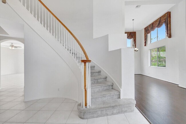 Building Photo - 11286 Regatta Ln