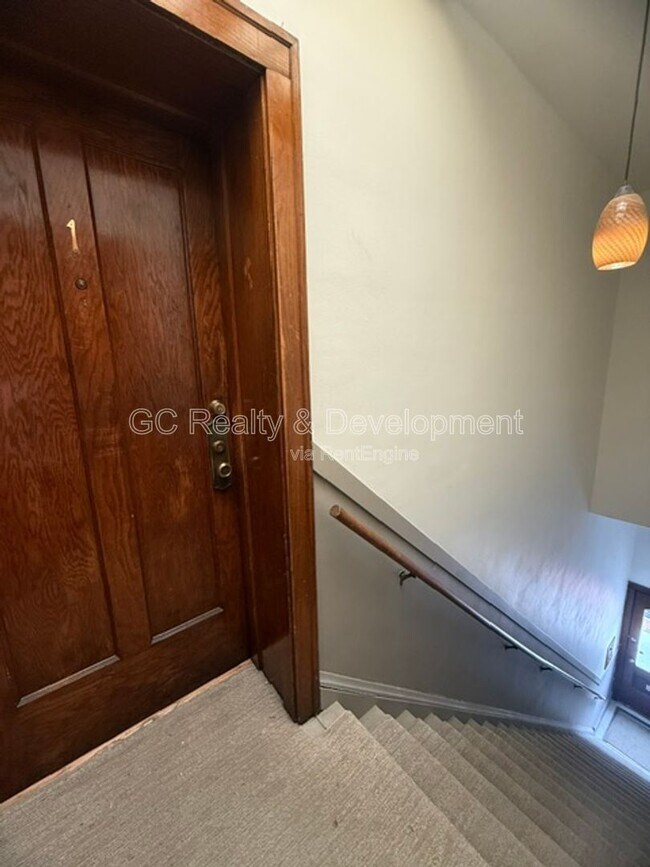 Foto del edificio - 440 N Main St