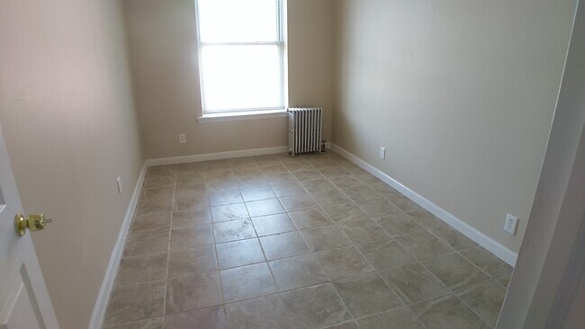 Building Photo - 113 Bay Ridge Ave