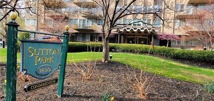 Building Photo - 1400 East Ave