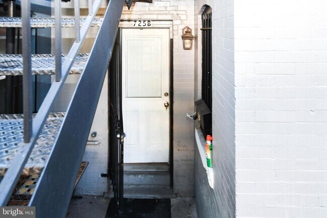 Foto del edificio - 725 12th St NE