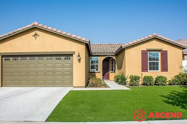 Building Photo - Beautiful Home Located in Gated Community ...