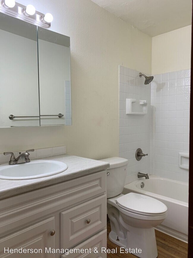 Foto del edificio - 1626 E 16th St