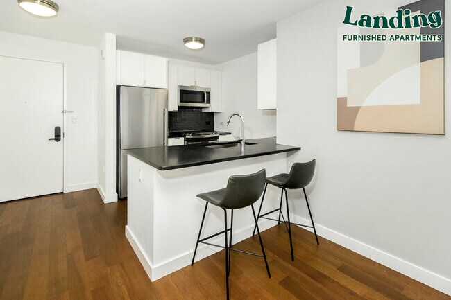 Building Photo - 435 W 31st St