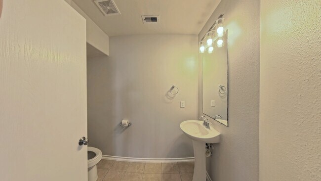 Foto del edificio - 2843 Maybrook Hollow Ln