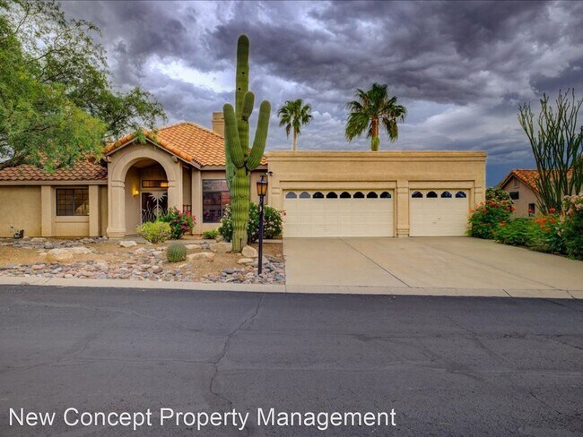 Building Photo - 4 br, 3 bath House - 6056 N. Calle Matamoros