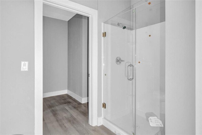 Foto del edificio - 1100 Hwy 90 W