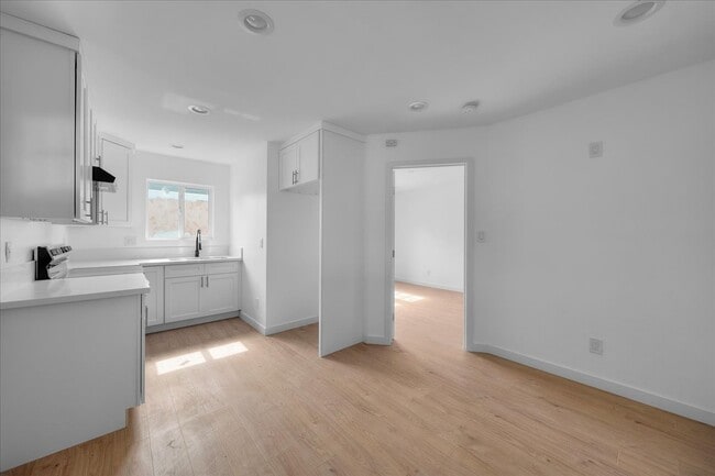 Building Photo - 1222 Aldine Ct
