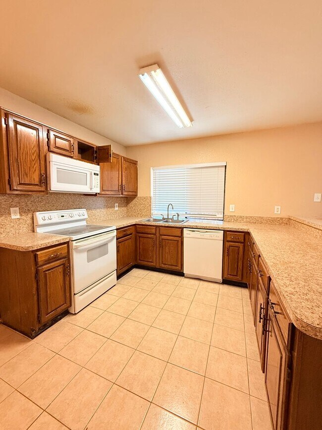 Foto del edificio - 3401 W Sage Ct
