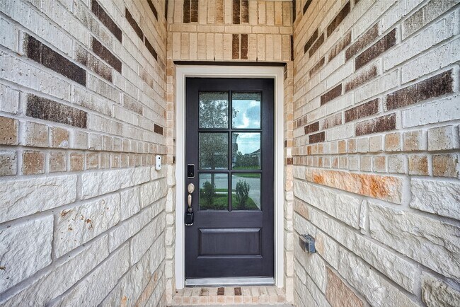 Foto del edificio - 5105 Redbud Vly Dr