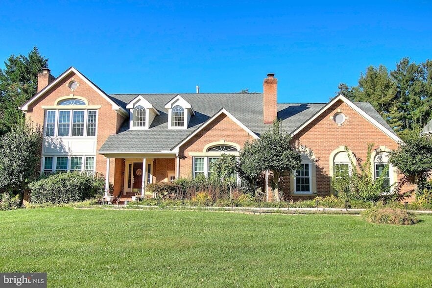 Primary Photo - 9710 Middleton Ridge Rd